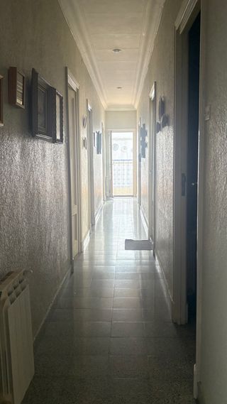 Casa edificio en venta de tres alturas con almacén
