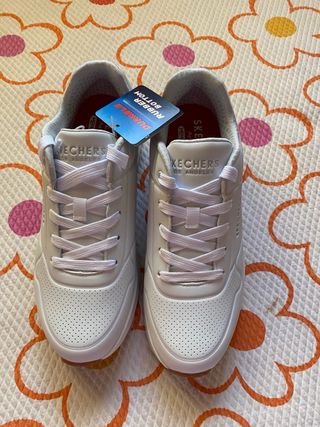 Zapatillas Skechers Blancas