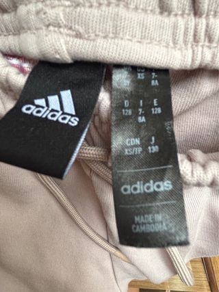 Pantalón chándal Adidas beige talla 7-8