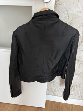 Chaqueta Zara Cuero Negra Talla M