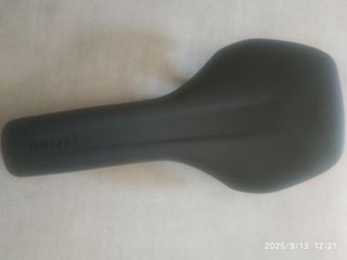 Sillín de bicicleta TOFINO Regular 2.0 Channel