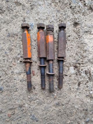 Espárragos culata motor Piva