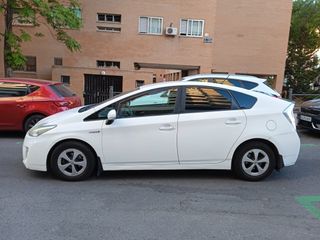 Toyota Prius 2011