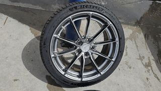 Llantas JR 37 18 8J ET45 Antracita con neumáticos