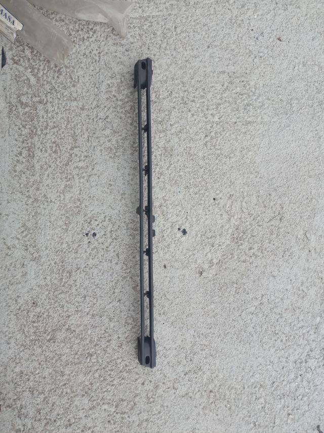 Rejilla frontal Renault Clio