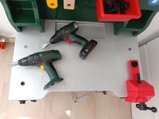 Banco de herramientas Bosch para niños más herrami