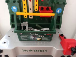 Banco de herramientas Bosch para niños más herrami