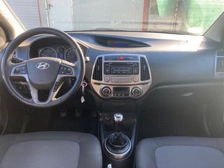 Hyundai i20 1.4 CRDI GO BRASIL 2014 // 107.700 kms