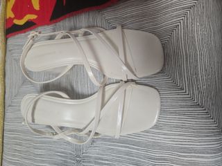 Sandalias Stradivarius Blancas