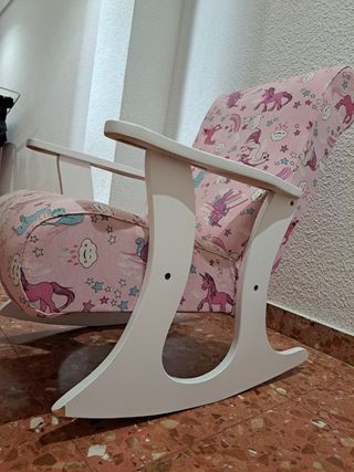 Mecedora infantil unicornios rosa