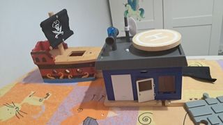 Circuito de tren de madera