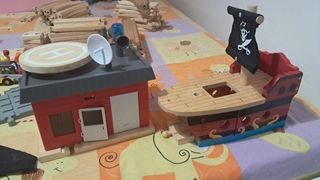 Circuito de tren de madera