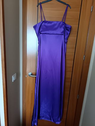 Vestido de fiesta morado