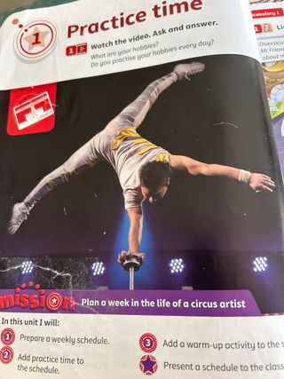 Be Curious Level 4 Pupil's Book with eBook Updated