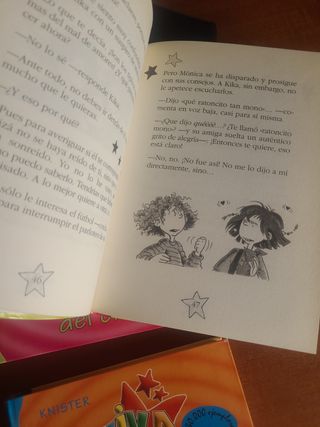 Kika Superbruja y los indios (Spanish Edition)