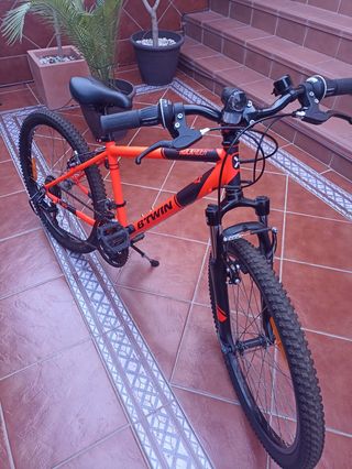 Bicicleta niño B’TWIN Rockrider 500 – ¡Como nueva!