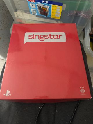 Singstar PS3 con 2 micrófonos