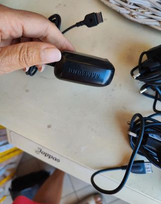 Caricabatterie per vecchi cellulari