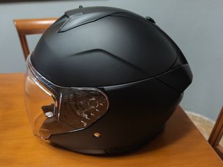 Casco de moto,SIN ESTRENAR, Shark i3 jet, negro