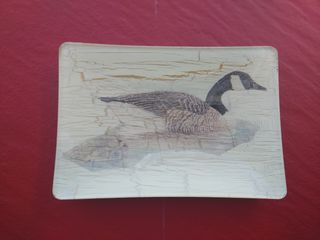 Fuente decorativa de cristal con ganso