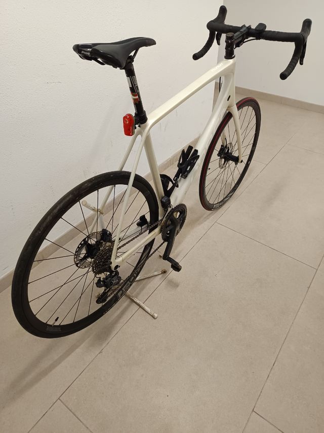 Orbea Avant M20i Team Talla 60.