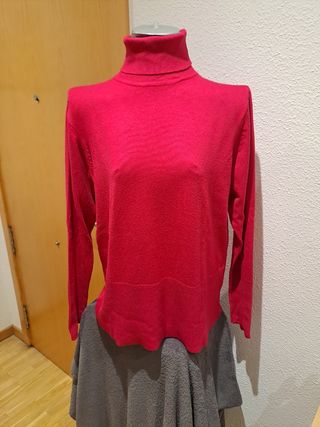 Jersey cuello alto rojo