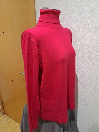 Jersey cuello alto rojo