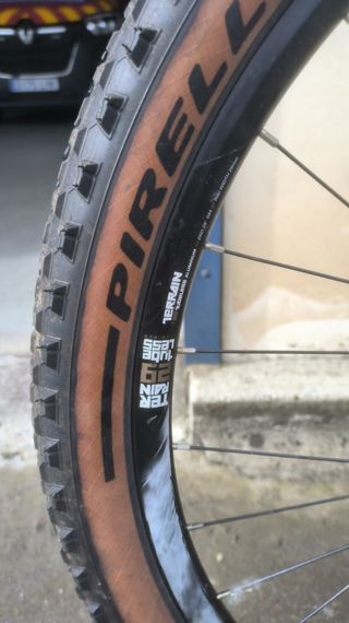 Bicicleta Montaña Carbono 29