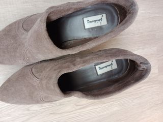 OFERTA!!Botines Stradivarius talla 39.SUPER Cómodo