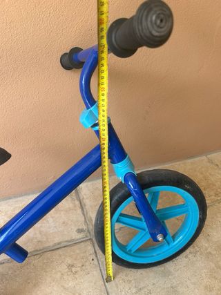 Bici de equilibrio azul