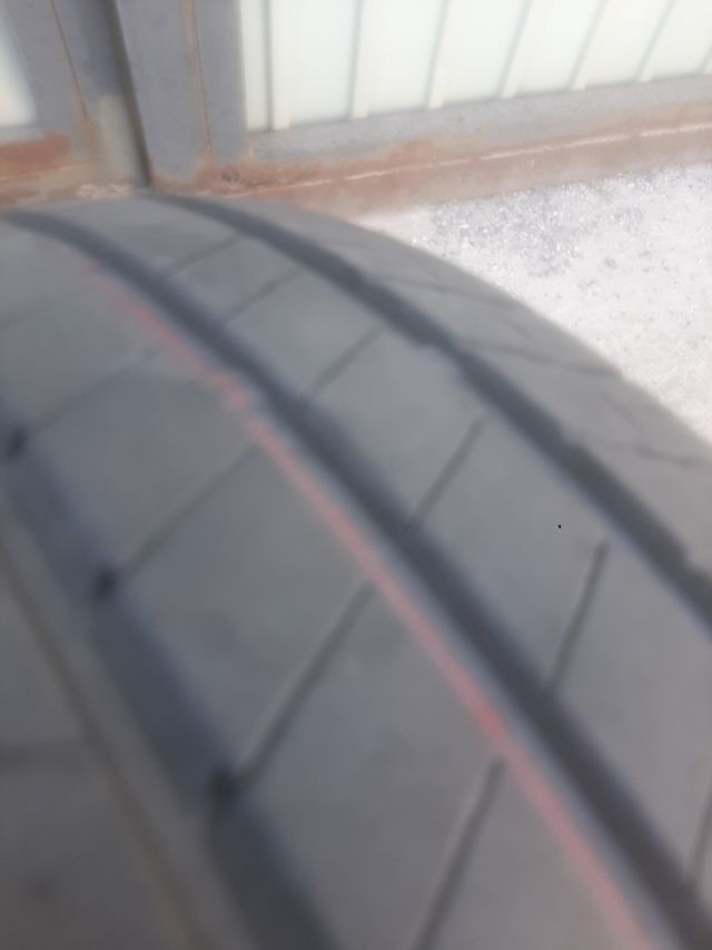 Neumático Bridgestone 205/45R17 84W