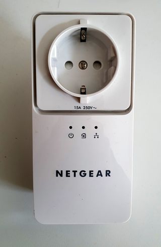 Adaptador Powerline Netgear AV+ 200