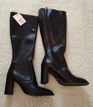 Botas altas de piel Zara