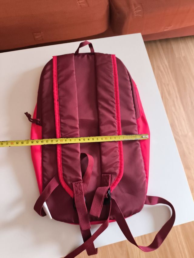 Mochila Quechua Fucsia Arpenaz 10