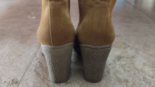 Botines de ante marrones