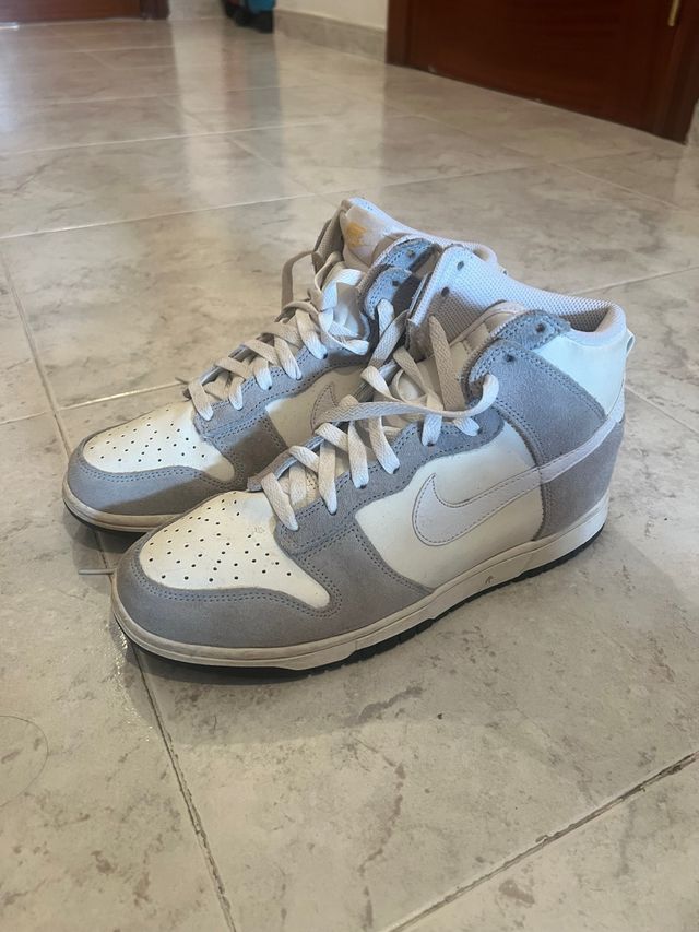 Nike Dunk High Blancas y Grises