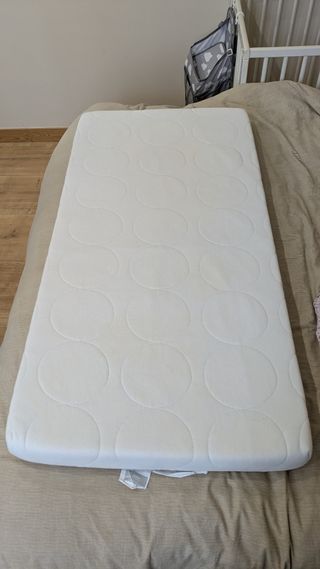 Cuna Gulliver + colchón + barrera