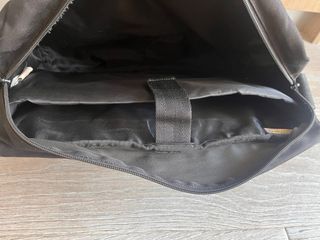 Mochila y Bandolera Negra