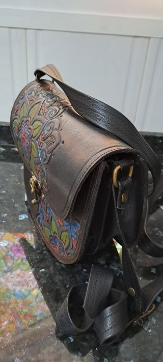 Bolso Cuero Vacuno Artesanal Argentino.
