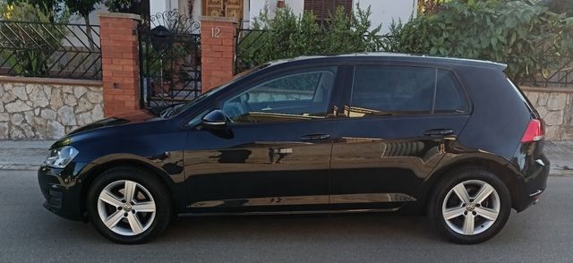Volkswagen Golf cambio automático 