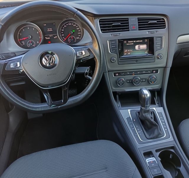Volkswagen Golf cambio automático 