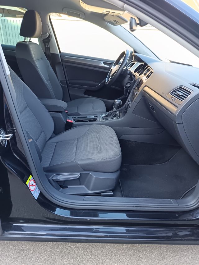 Volkswagen Golf cambio automático 
