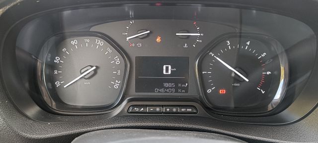 Opel Vivaro motor 2.0 BlueHDI 145 cv L1H1