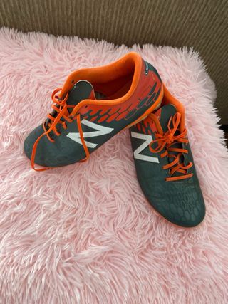 Zapatillas Fútbol New Balance Gris/Naranja
