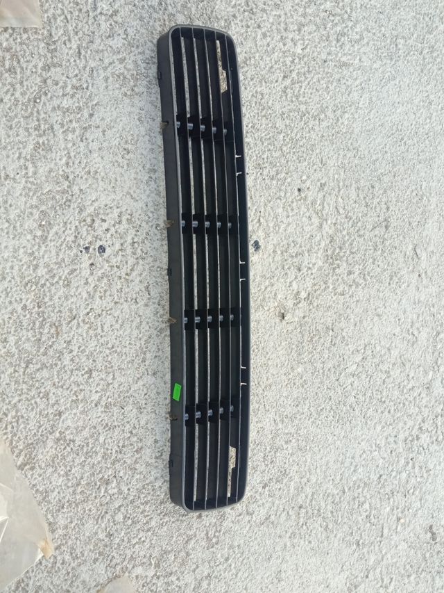 Rejilla Parachoques VW Polo Caddy