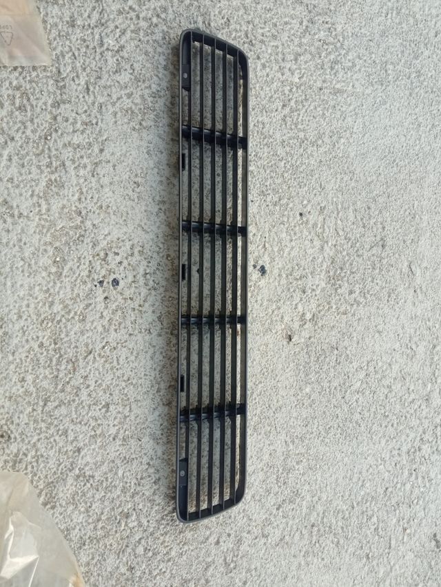 Rejilla Parachoques VW Polo Caddy