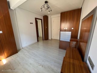 Muebles de madera maciza