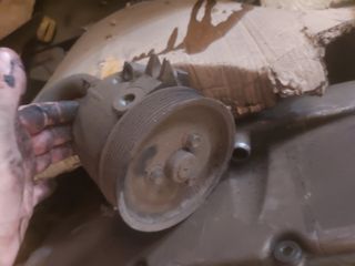 Bomba dirección Land Rover TD5