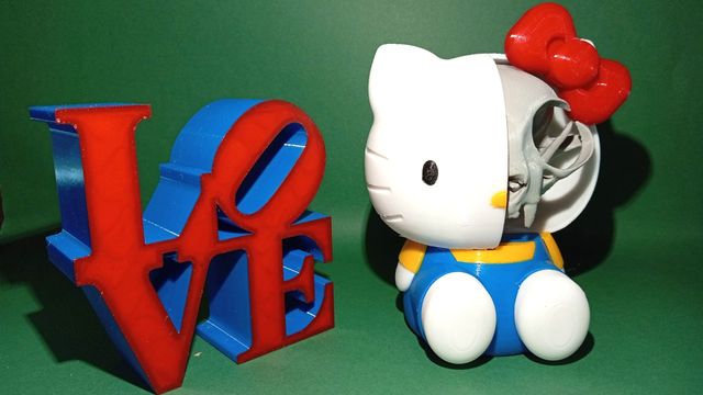 Hello Kitty Scheletro 3D Artigianale 16cm