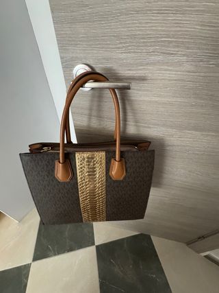 Bolso Michael Kors Marrón y Dorado